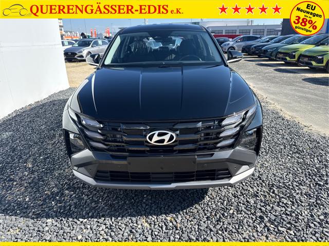 Hyundai / TUCSON / Schwarz / / / SHZ NAVI PDC RFK 