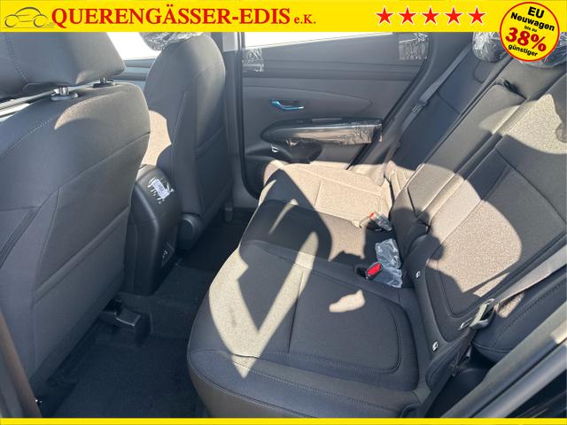 Hyundai / TUCSON / Schwarz / / / SHZ NAVI PDC RFK 