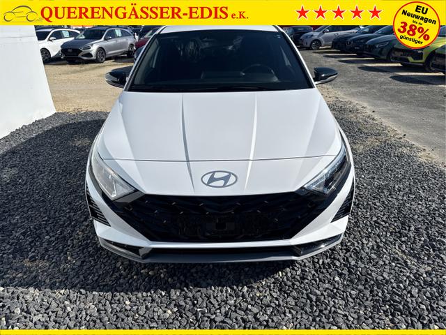 Hyundai / i20 / Wei&szlig; / / / BLACK PACK KLIMAAUTOMATIK NAVI WP
