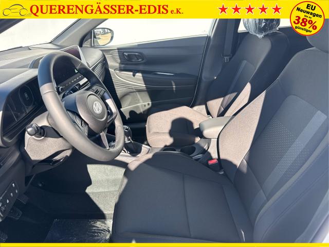 Hyundai / i20 / Wei&szlig; / / / BLACK PACK KLIMAAUTOMATIK NAVI WP