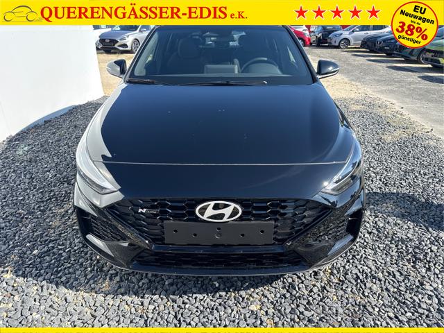 Hyundai / i30 / Schwarz / / / DCT N-LINE SHZ NAVI RFK