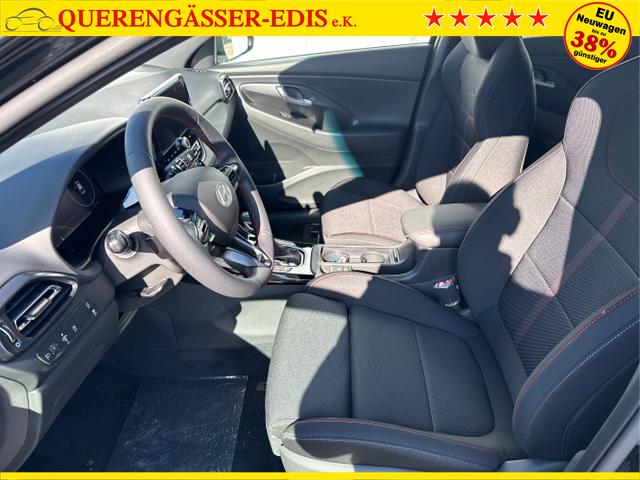 Hyundai / i30 / Schwarz / / / DCT N-LINE SHZ NAVI RFK