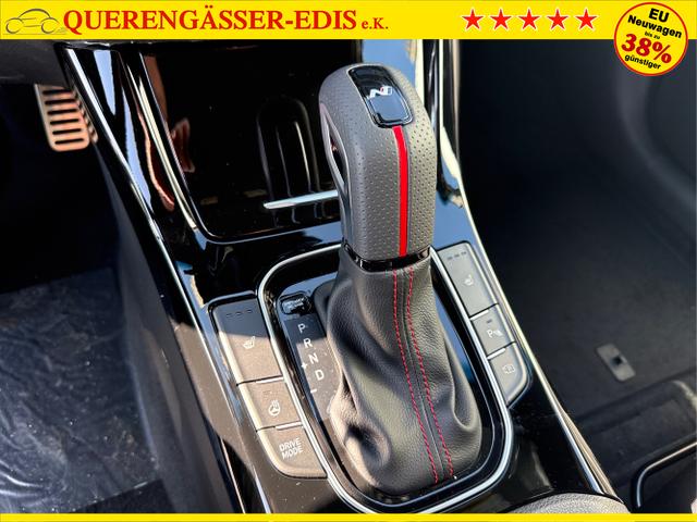 Hyundai / i30 / Schwarz / / / DCT N-LINE SHZ NAVI RFK