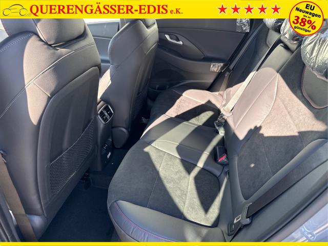 Hyundai / i30 / Grau / / / DCT ACC SHZ SMART KEY 