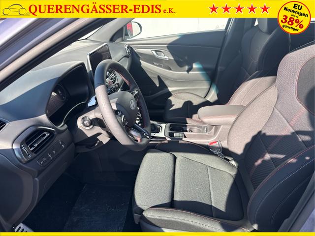 Hyundai / i30 / Blau / / / DCT N-LINE SHZ NAVI RFK