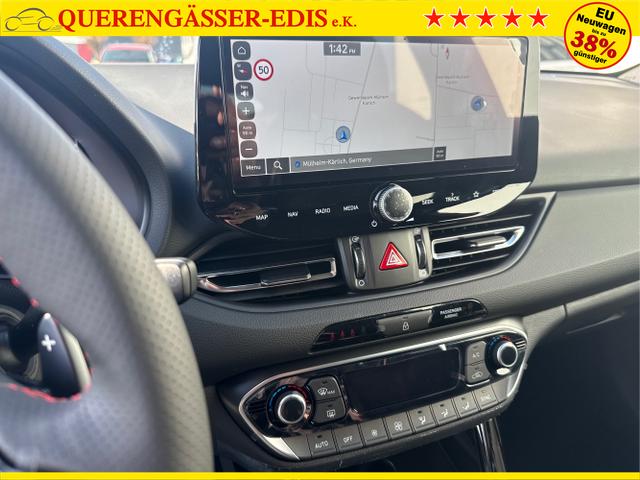 Hyundai / i30 / Blau / / / DCT N-LINE SHZ NAVI RFK