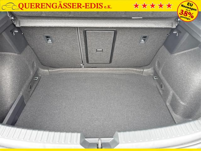 Seat / Leon / Grau / / / MATRIX NAVI AHK KESSY RFK SHZ PDC