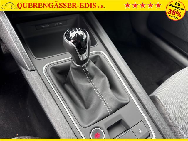 Seat / Leon / Wei&szlig; / / / ACC AHK PDC RFK 