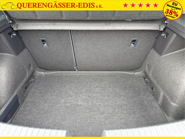 Seat / Leon / Blau / / / AHK ACC RFK PDC 