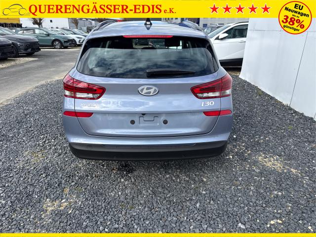 Hyundai / i30 / Grau / / / 
