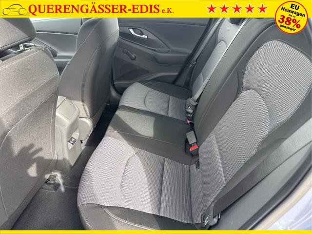Hyundai / i30 / Grau / / / 