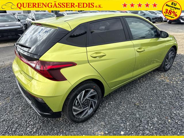 Hyundai / i20 / Grau / / / 