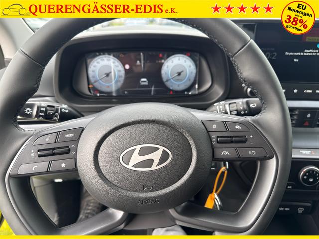 Hyundai / i20 / Grau / / / 