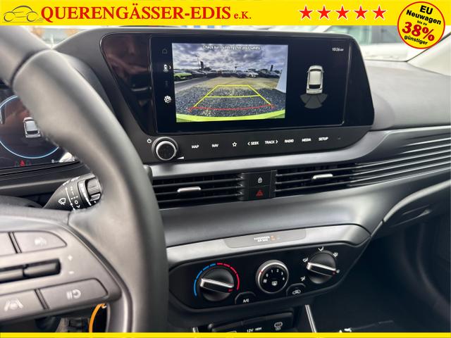 Hyundai / i20 / Grau / / / 
