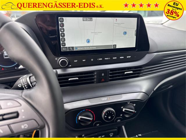 Hyundai / i20 / Grau / / / 