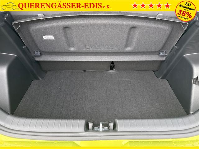 Hyundai / i20 / Grau / / / 