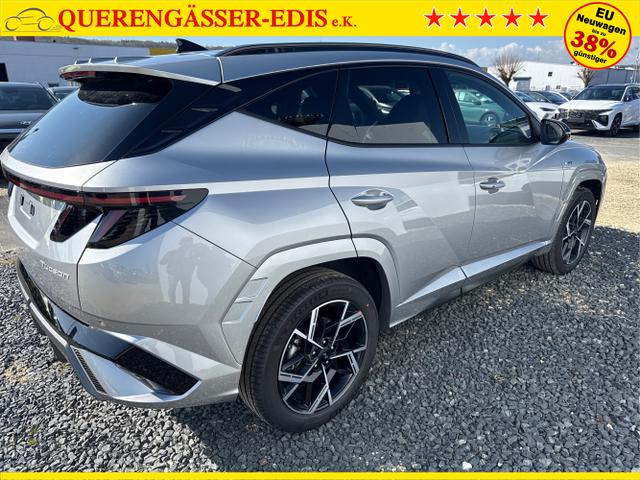 Hyundai / TUCSON / Grau / / / 