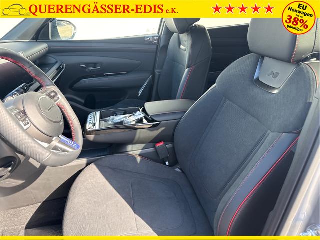 Hyundai / TUCSON / Grau / / / 