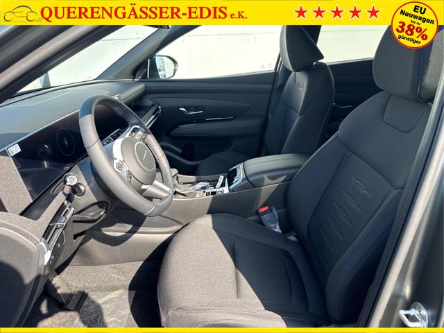 Hyundai / TUCSON / Grau / / / 