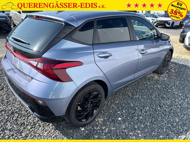 Hyundai / i20 / Grau / / / 