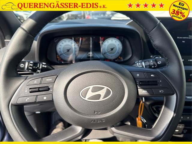 Hyundai / i20 / Grau / / / 