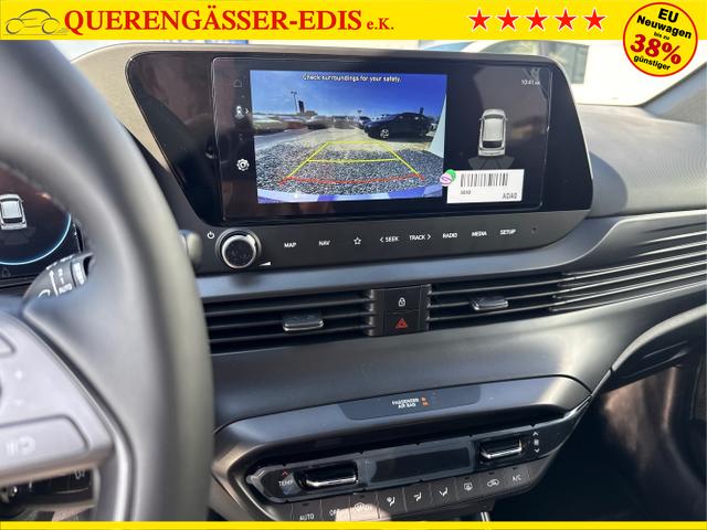 Hyundai / i20 / Grau / / / 