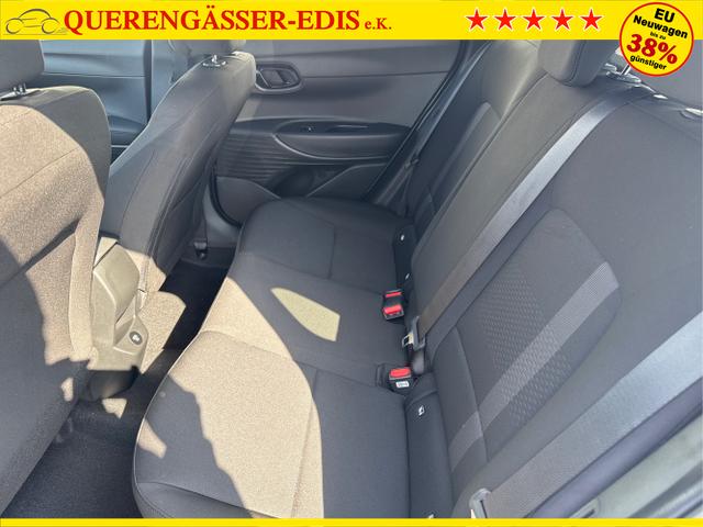 Hyundai / i20 / Grau / / / 
