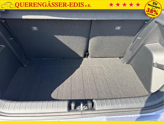 Hyundai / i20 / Grau / / / 