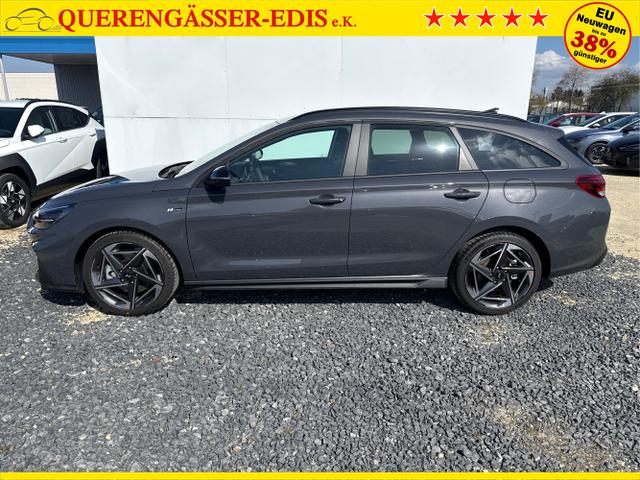Hyundai / i30 / Grau / / / 