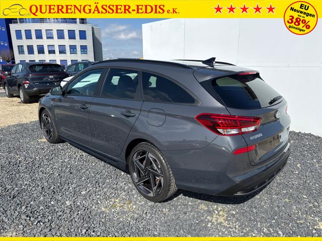 Hyundai / i30 / Grau / / / 