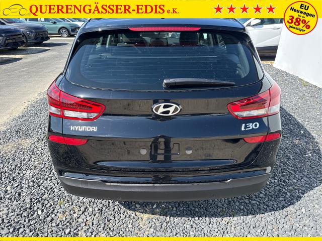 Hyundai / i30 / Grau / / / 