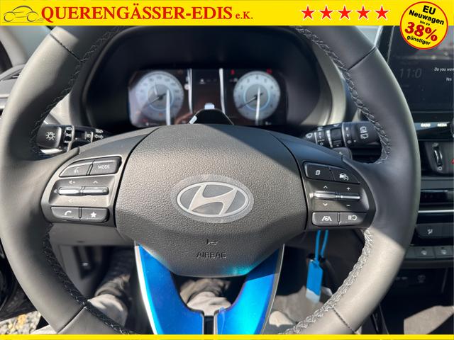 Hyundai / i30 / Grau / / / 
