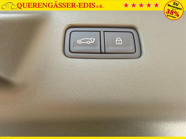 Hyundai / SANTA FE / Grau / / / 