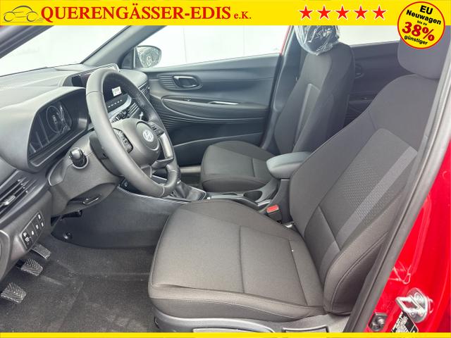 Hyundai / i20 / Grau / / / 