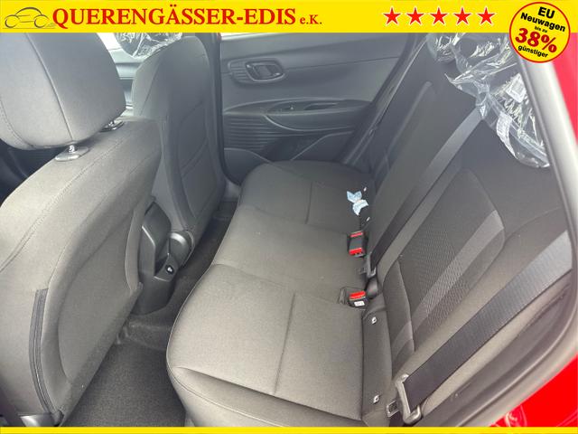 Hyundai / i20 / Grau / / / 