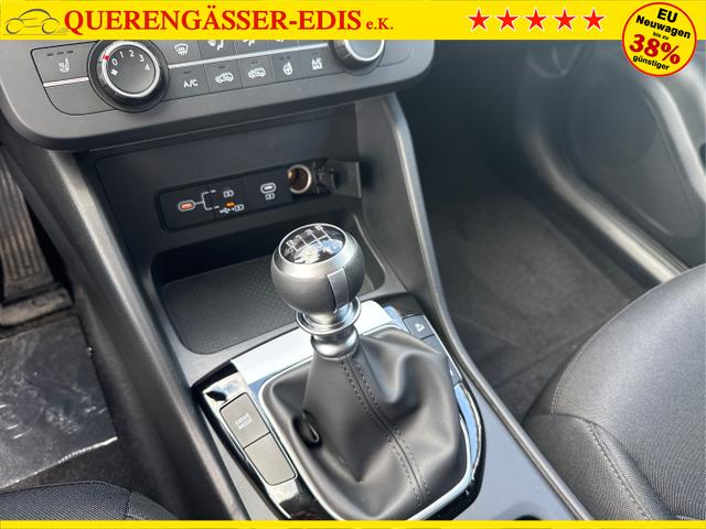 Hyundai / TUCSON / Grau / / / 