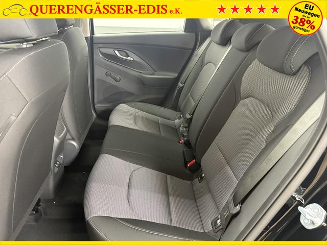 Hyundai i30 STYLE NAVI WP ALU LED RFK PDC 