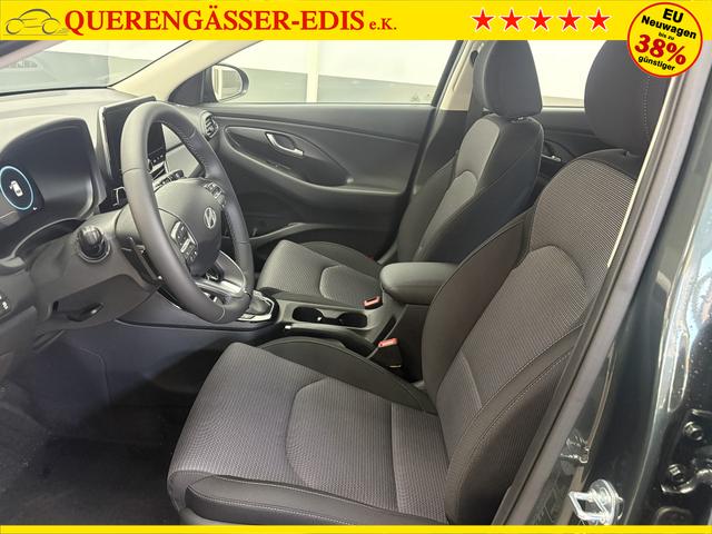 Hyundai i30 STYLE DCT NAVI WP ALU LED RFK PDC 