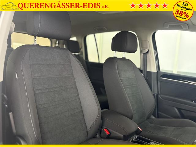 Volkswagen Touran R-LINE 7-SITZER DSG NAVI RFK SHZ 