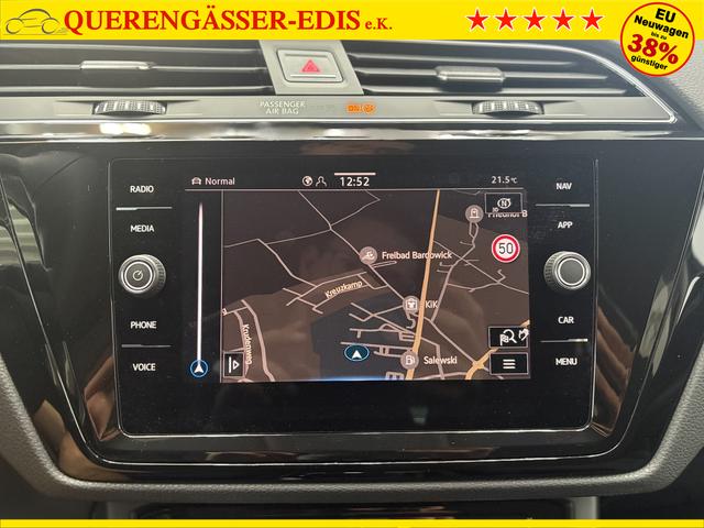 Volkswagen Touran R-LINE 7-SITZER DSG NAVI RFK SHZ 