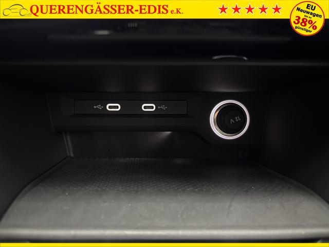 Volkswagen Touran R-LINE 7-SITZER DSG NAVI RFK SHZ 