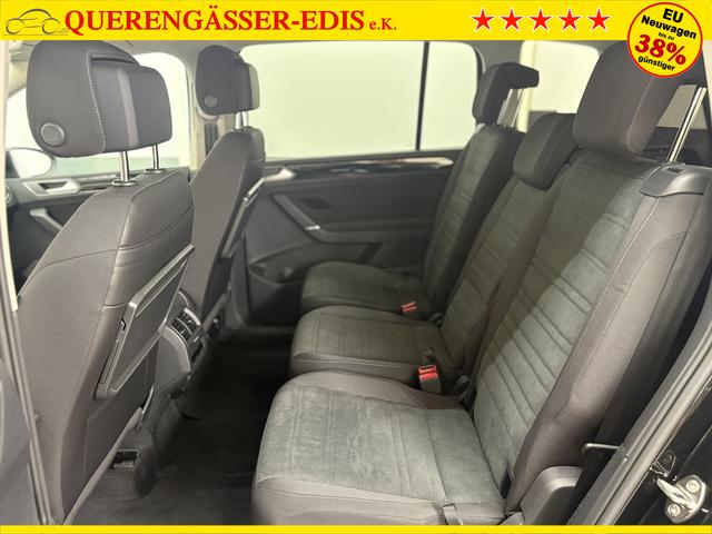 Volkswagen Touran R-LINE 7-SITZER DSG NAVI RFK SHZ 