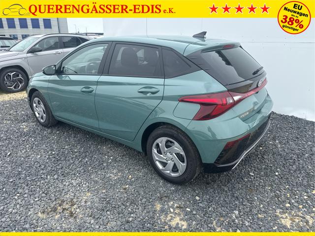Hyundai / i20 / Grau / / / 