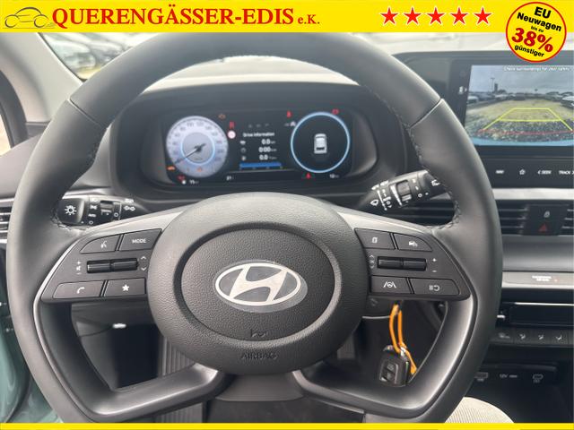 Hyundai / i20 / Grau / / / 