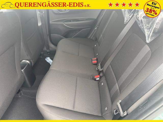 Hyundai / i20 / Grau / / / 