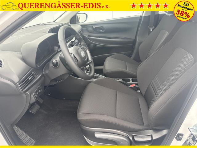 Hyundai / BAYON / Grau / / / 