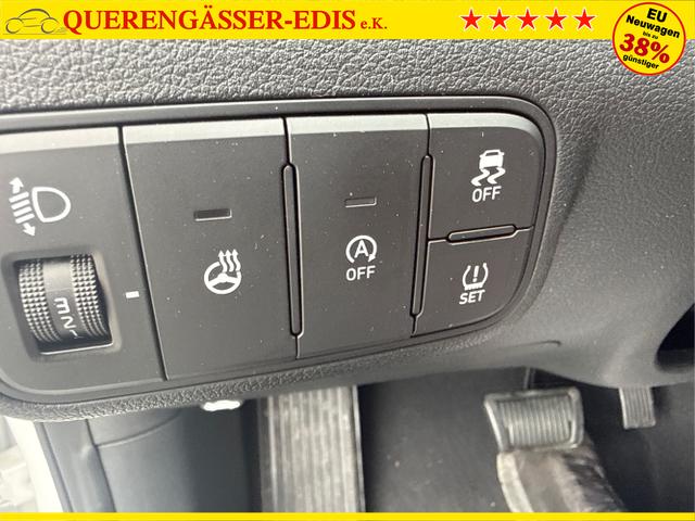 Hyundai / BAYON / Grau / / / 