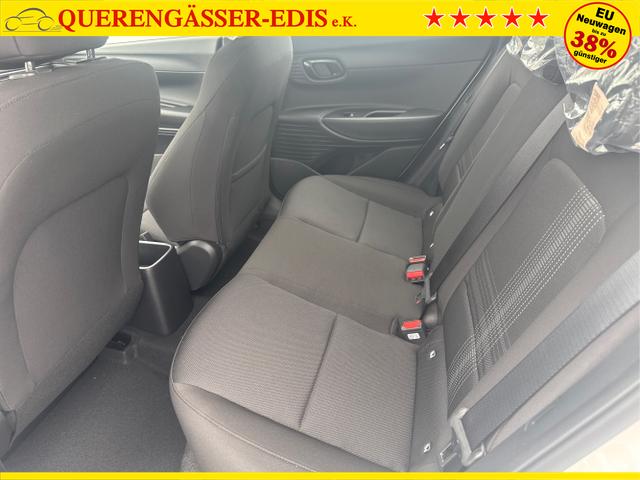 Hyundai / BAYON / Grau / / / 