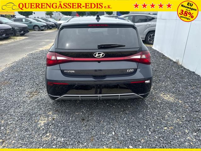 Hyundai / i20 / Grau / / / 