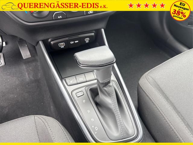 Hyundai / i20 / Grau / / / 
